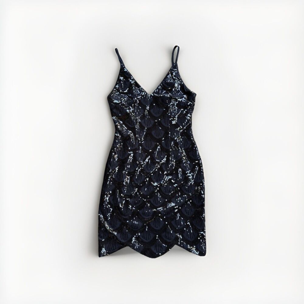 Black Sequins Mini Cocktail Party Millie’s Dress Size S  NWT